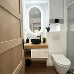 Appartement 100m Gare Part-dieu/terrasse/parking Prive *